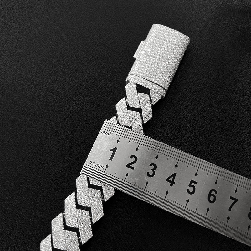 Cuban Chain “925” Argento 925 - Moissanite